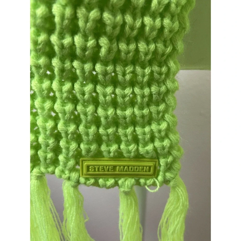 Steve Madden Women  Knit Tassel Scarf Green/ Teal/ Black Pockets 10